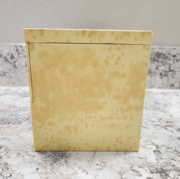 L.A.M.B. Gwen Stefani Fragrance/Jewelry Box,  '07 Collectible Gift Box - Picture 7 of 15